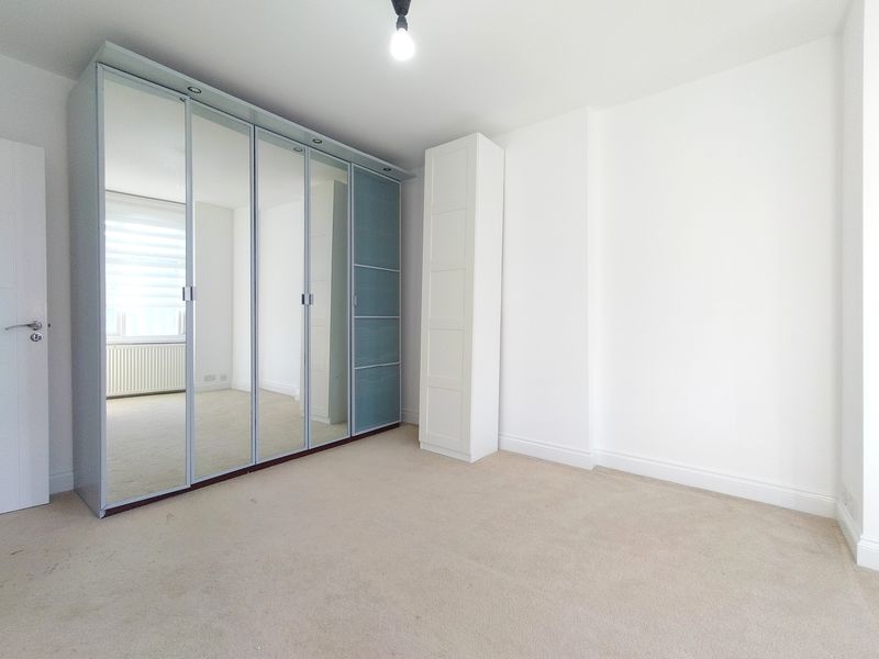 Photo 32- click for photo gallery